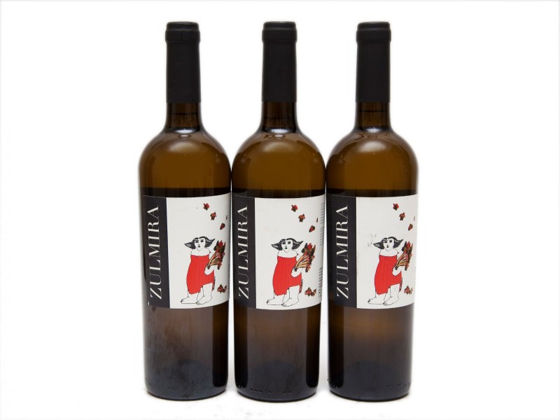 TRÊS GARRAFAS DE VINHO BRANCO DE MESA DA REGIÃO DOS VINHOS VERDES