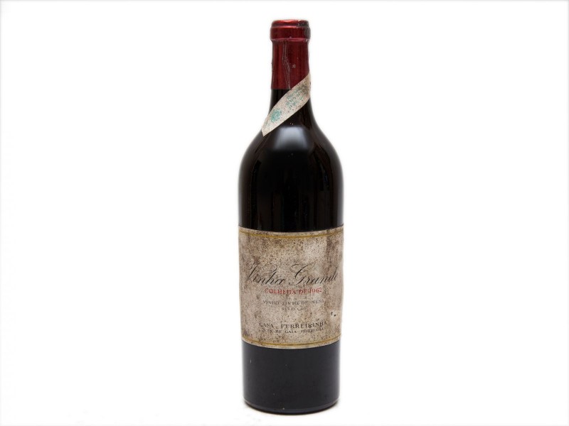 GARRAFA DE VINHO TINTO DO DOURO