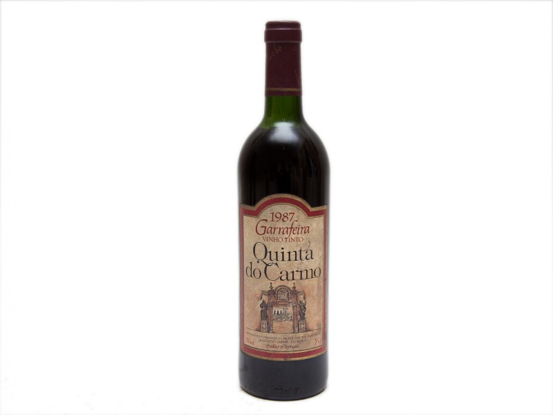 GARRAFA DE VINHO TINTO DE MESA DO ALENTEJO