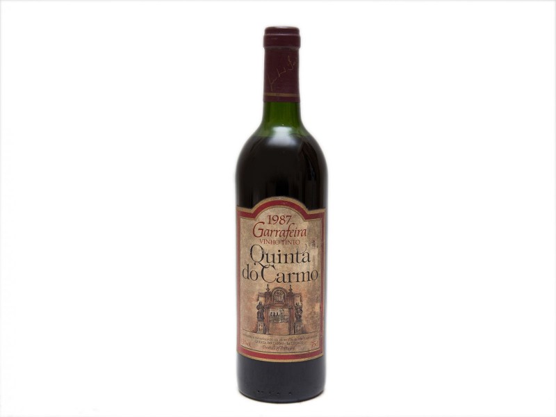 GARRAFA DE VINHO TINTO DE MESA DO ALENTEJO