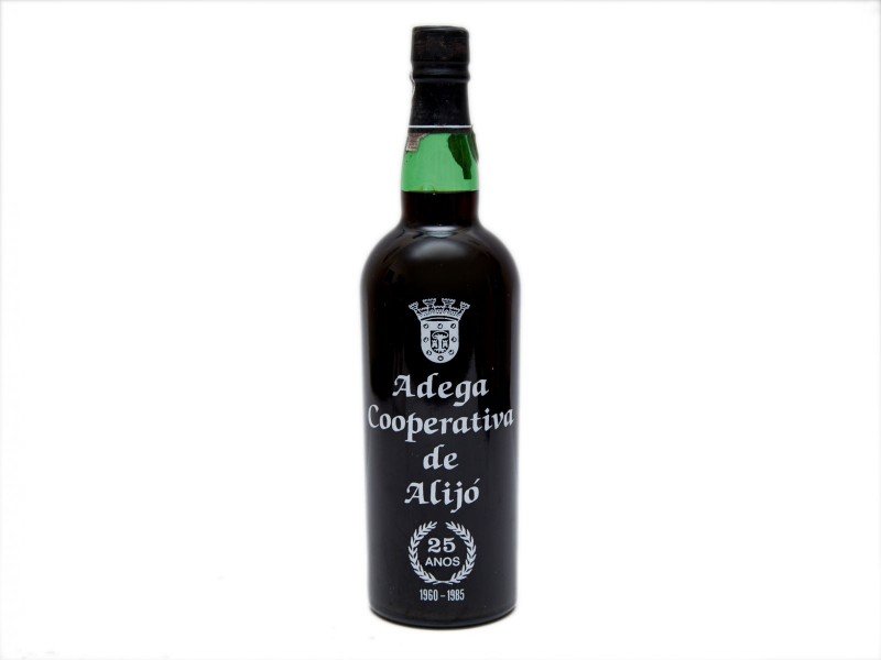 GARRAFA DE VINHO DO PORTO