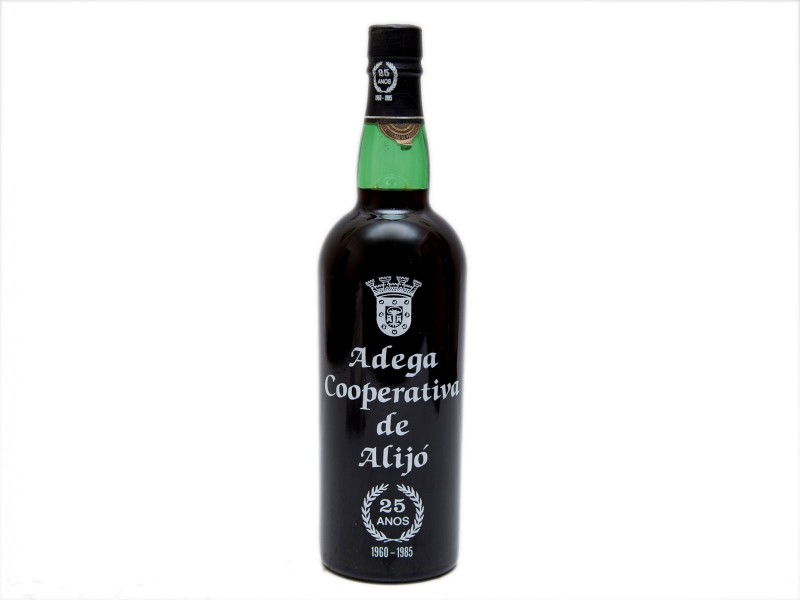 GARRAFA DE VINHO DO PORTO