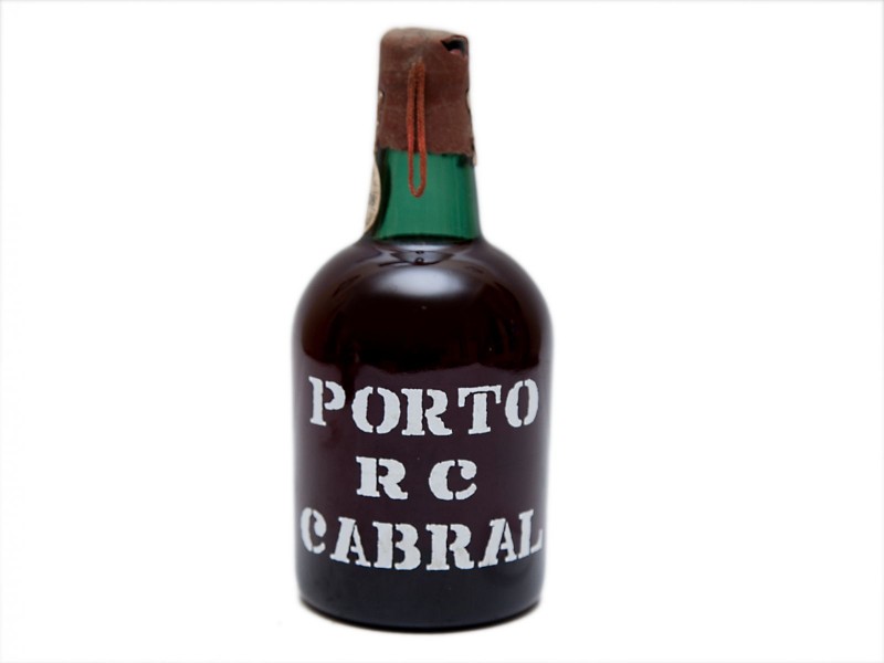 GARRAFA DE VINHO DO PORTO