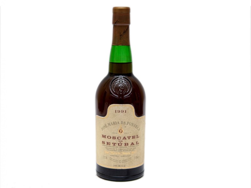 GARRAFA DE VINHO MOSCATEL DE SETÚBAL