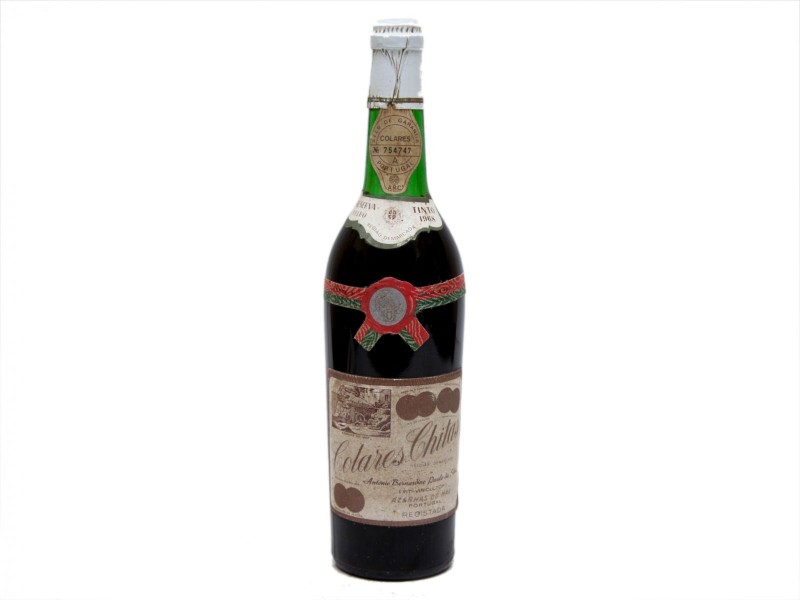 GARRAFA DE VINHO TINTO DE MESA DE COLARES