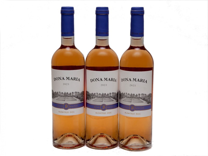 TRÊS GARRAFAS DE VINHO ROSÉ DE MESA DO ALENTEJO