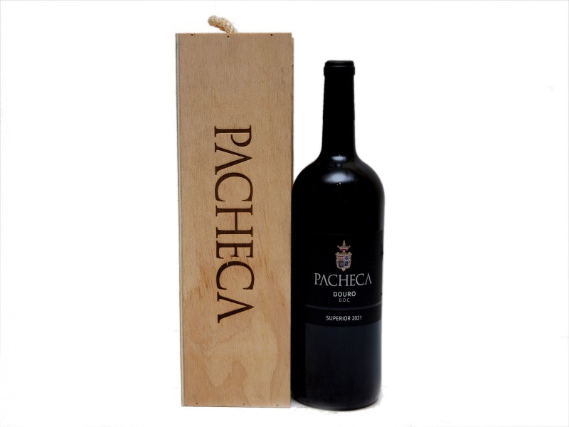 GARRAFA MAGNUM DE VINHO TINTO DE MESA DO DOURO