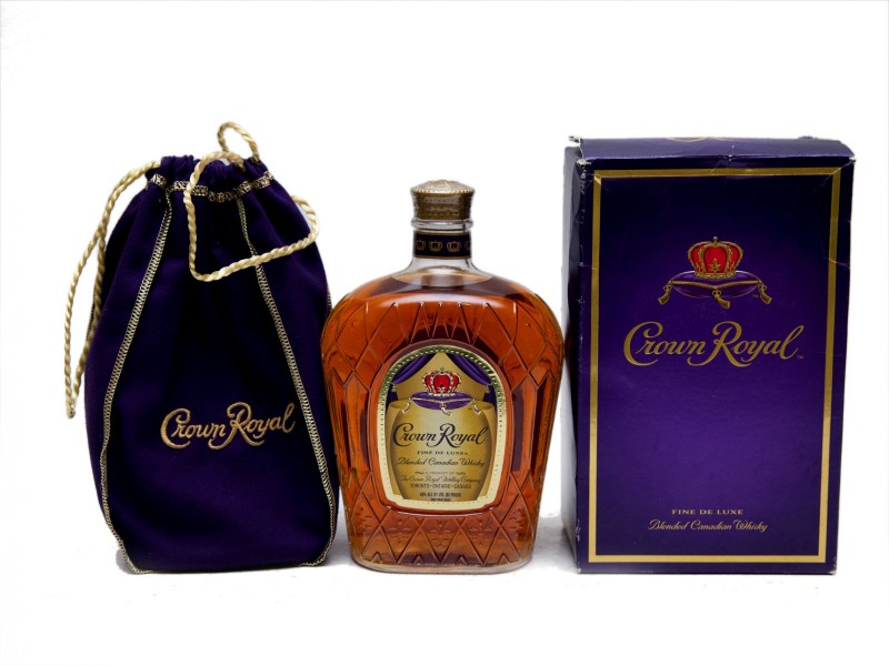 GARRAFA DE WHISKY CANADIANO