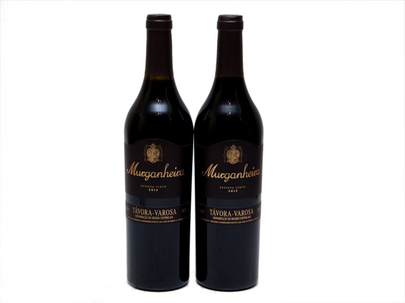DUAS GARRAFAS DE VINHO TINTO DE MESA DA REGIÃO DE TÁVORA VAROSA