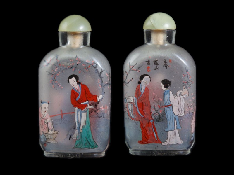 SNUFF BOTTLE
