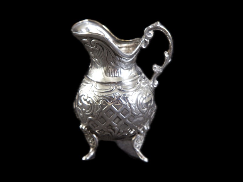 LEITEIRA (MINIATURA)