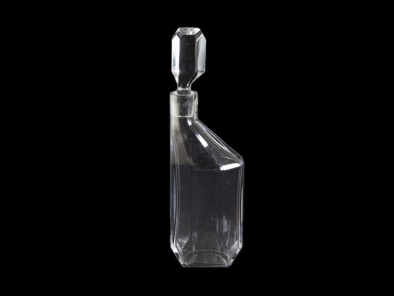 DECANTER MODERNISTA “STEPHENS”