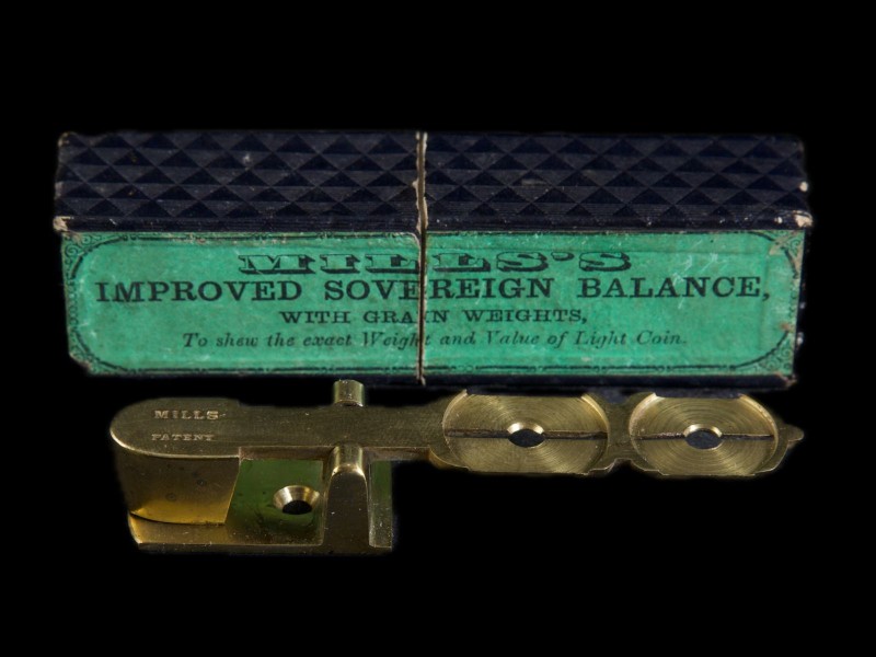 CURIOSA BALANÇA // MEDIDOR DE LIBRAS