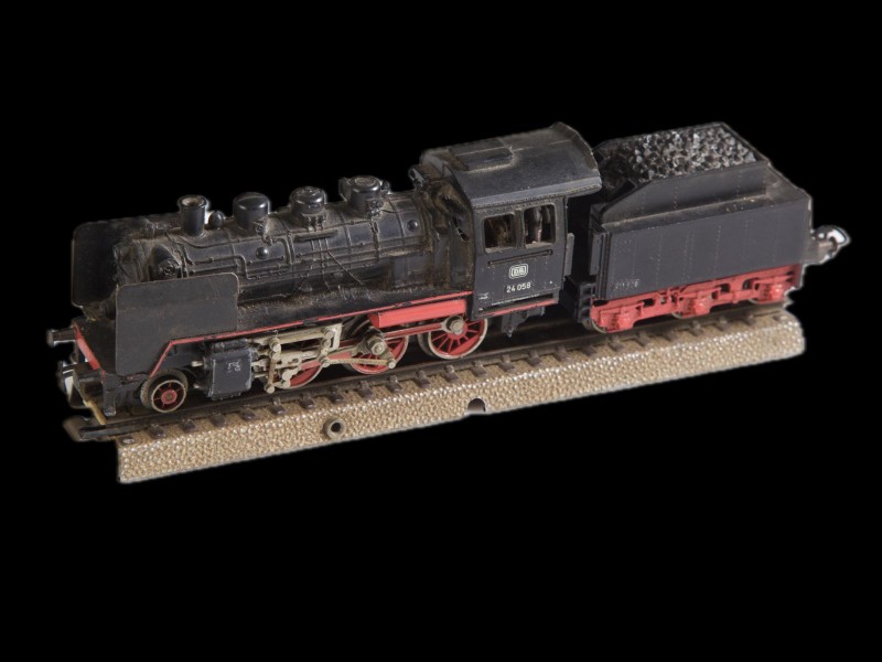 BRINQUEDO – {LOCOMOTIVA A VAPOR COM VAGÃO}