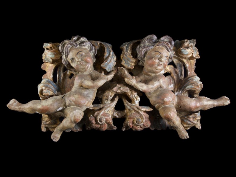 ORNAMENTO DE SUSPENSÃO EM TALHA