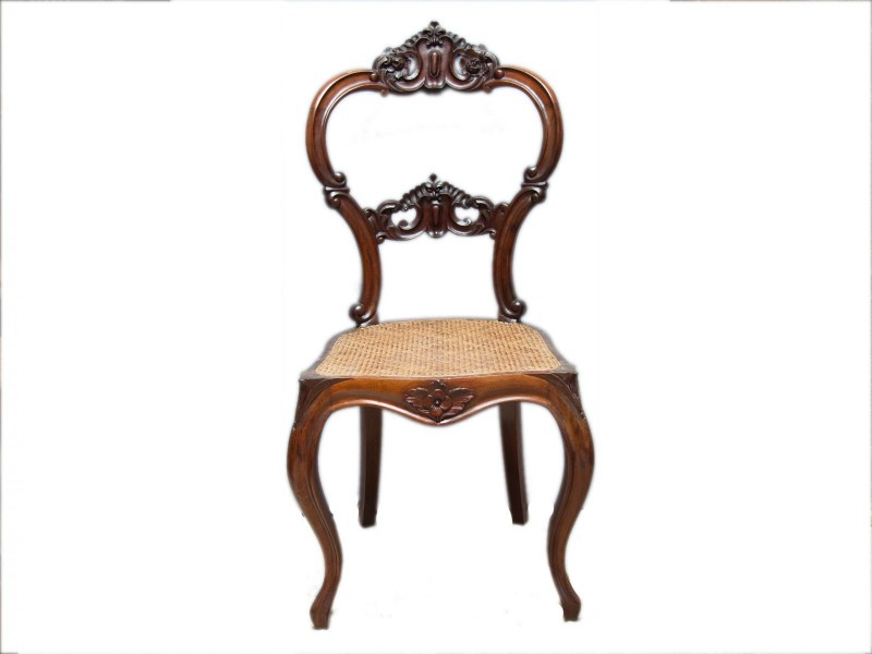 SEIS CADEIRAS DE SALA DE JANTAR